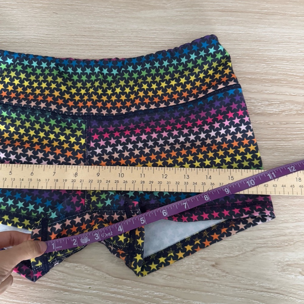 Fleo Medium Sherbert Mini Rainbow Stars High Waist Black 2.5” Shorts - Picture 7 of 7